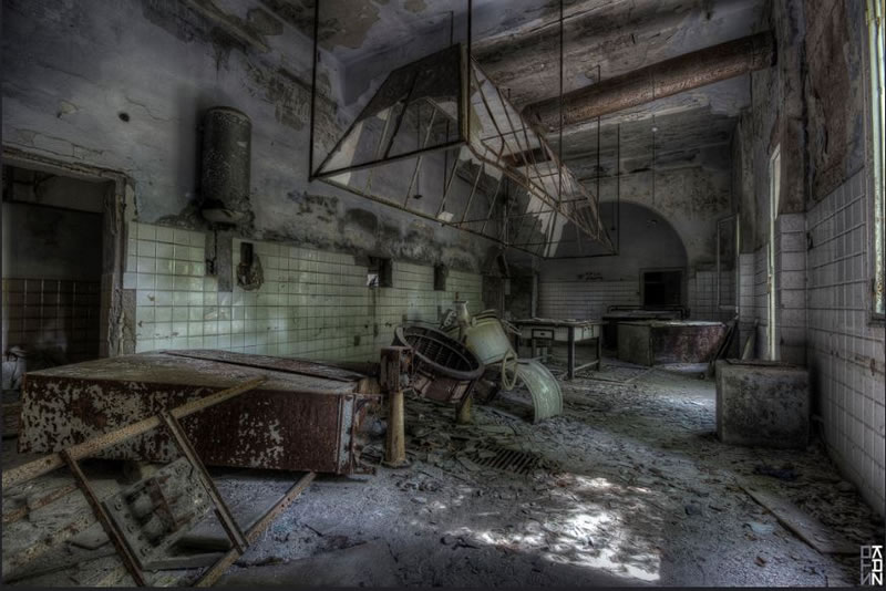 โรงพยาบาลจิตเวช Poveglia